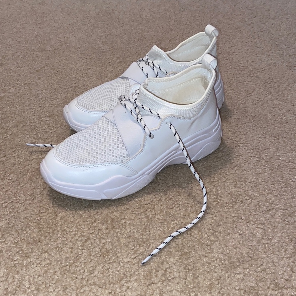 Women’s White Forever 21 Tennis Shoes Size 8